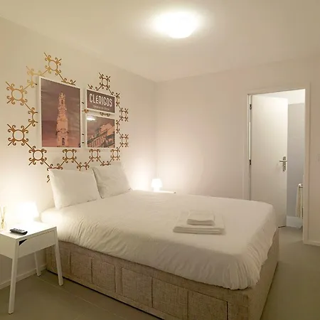 Πανσιόν Uporto House *
